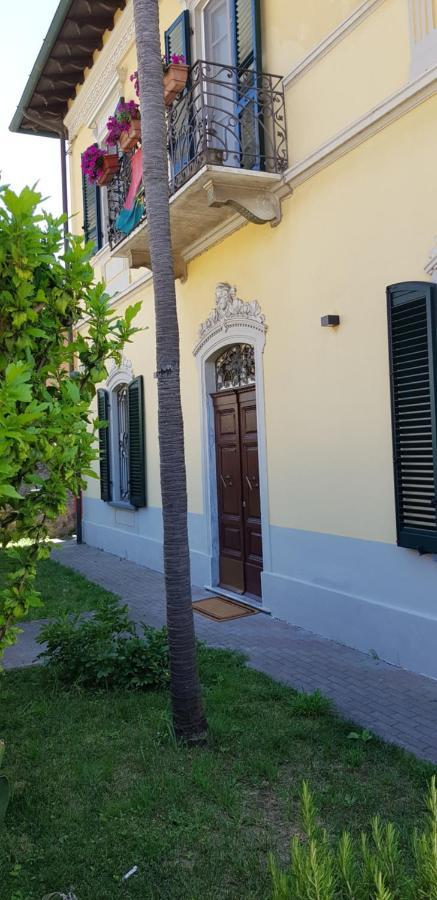 Villa Liberty Il Lauro Bed And Breakfast Pisa Exterior photo