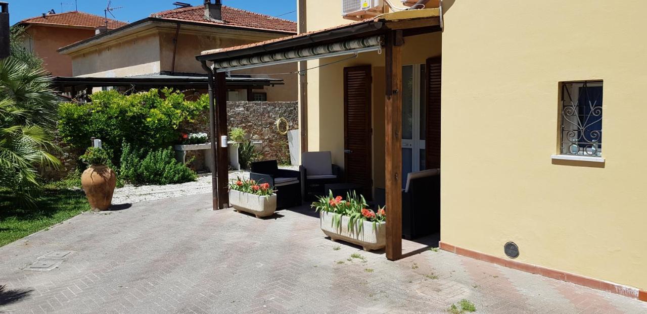 Villa Liberty Il Lauro Bed And Breakfast Pisa Exterior photo